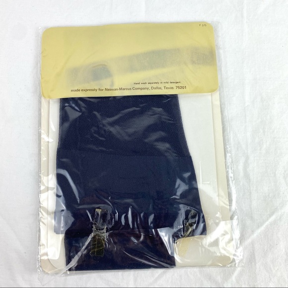 Vintage Blue Haze Pantyhose Neiman Marcus All Sheer Sandalfoot B NOS - Picture 3 of 4